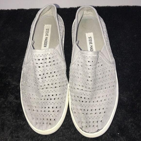 Steve Madden Shoes - Steve Madden Odonna Gray Cut Outs Slip On Shoe Women’s Size 8 US UK6 Eur39
